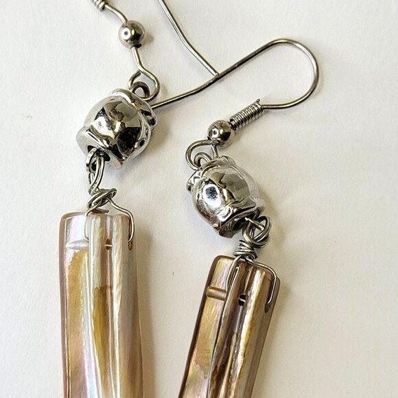 Shell Rectangular Earrings - Picture 7 of 10